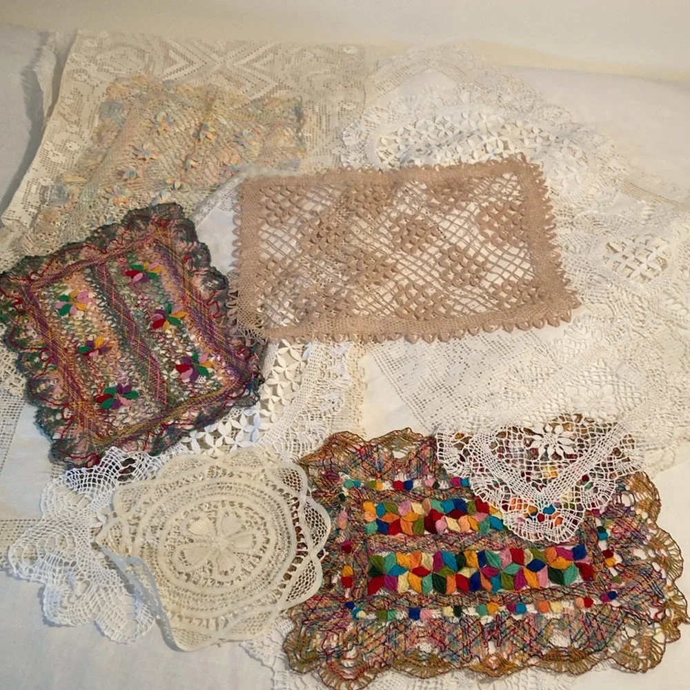 Bundle of (18)lace table runners (4) embroidery beautiful Victorian romantic